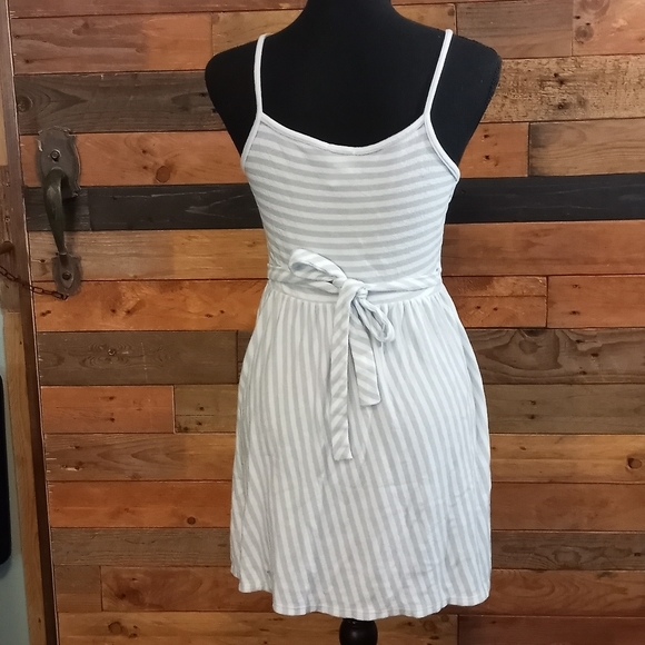 EUC Caution to the Wind striped dress - Medium - Picture 3 of 5